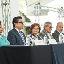 Invitados de la Imposición de batana a estudiantes del programa médico, cirujano y partero