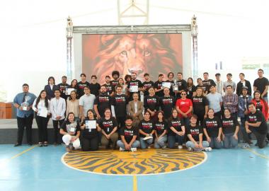 participantes hackathon cuvalles 2025